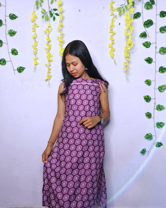 Indigo Bloom Sleeveless Kurti – Effortless Style and Comfort